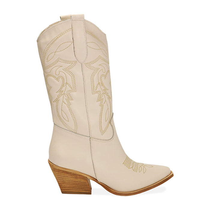 Botas texanas de piel color crema, tacón de 7 cm