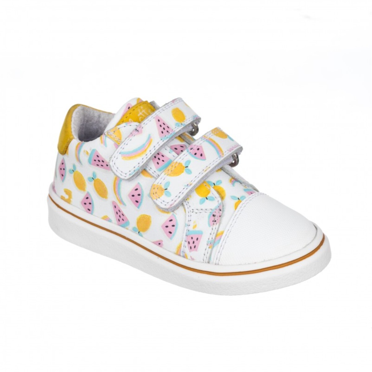 Deportiva toda en piel - Cierre  dos velcros.