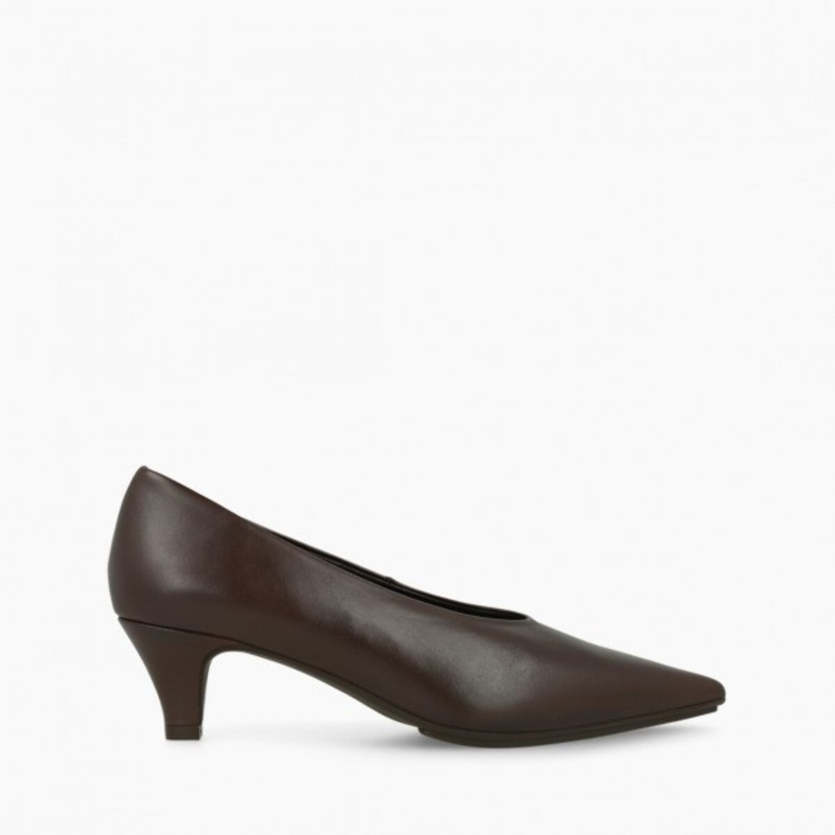 ZAPATOS DE SALÓN MARRONES CHINTO