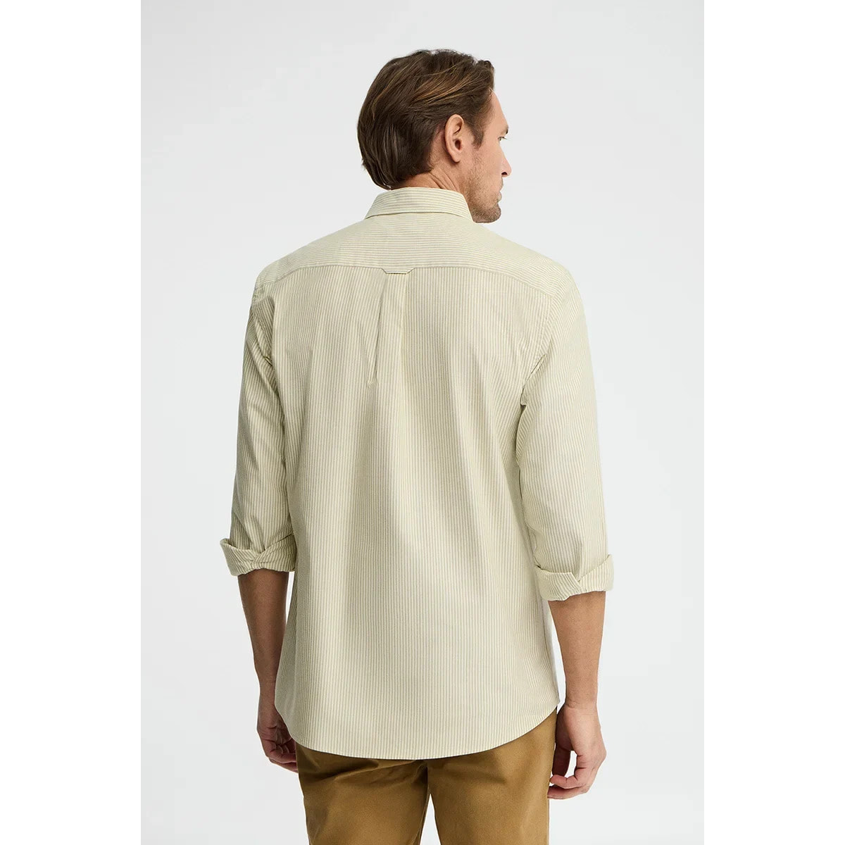 Camisa de rayas verde hoja de corte regular, manga larga y bordado Rigby Go
