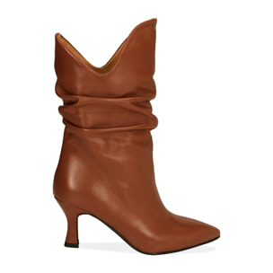 Ankle boots cognac in pelle, tacco 7 cm