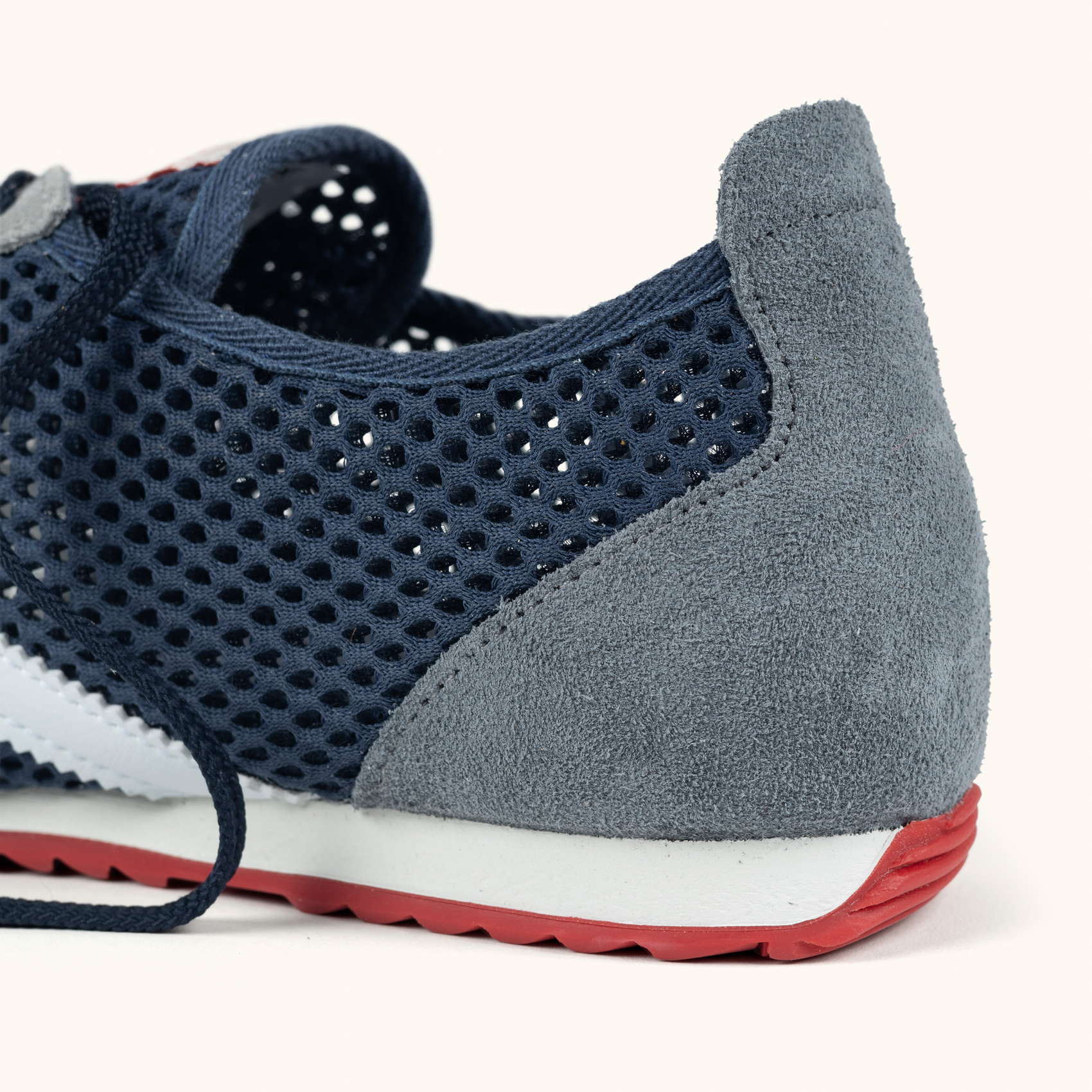 Zapatilla de Rejilla y Serraje Estilo Retro MUNICH OSAKA 582