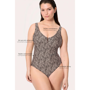 Costume da donna modellante