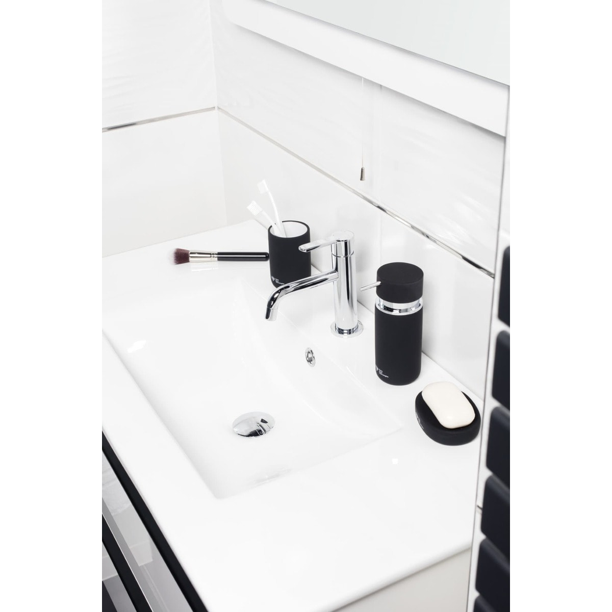 Infinitio Porte savon en céramique, Noir mat (SATDINFI39CE)