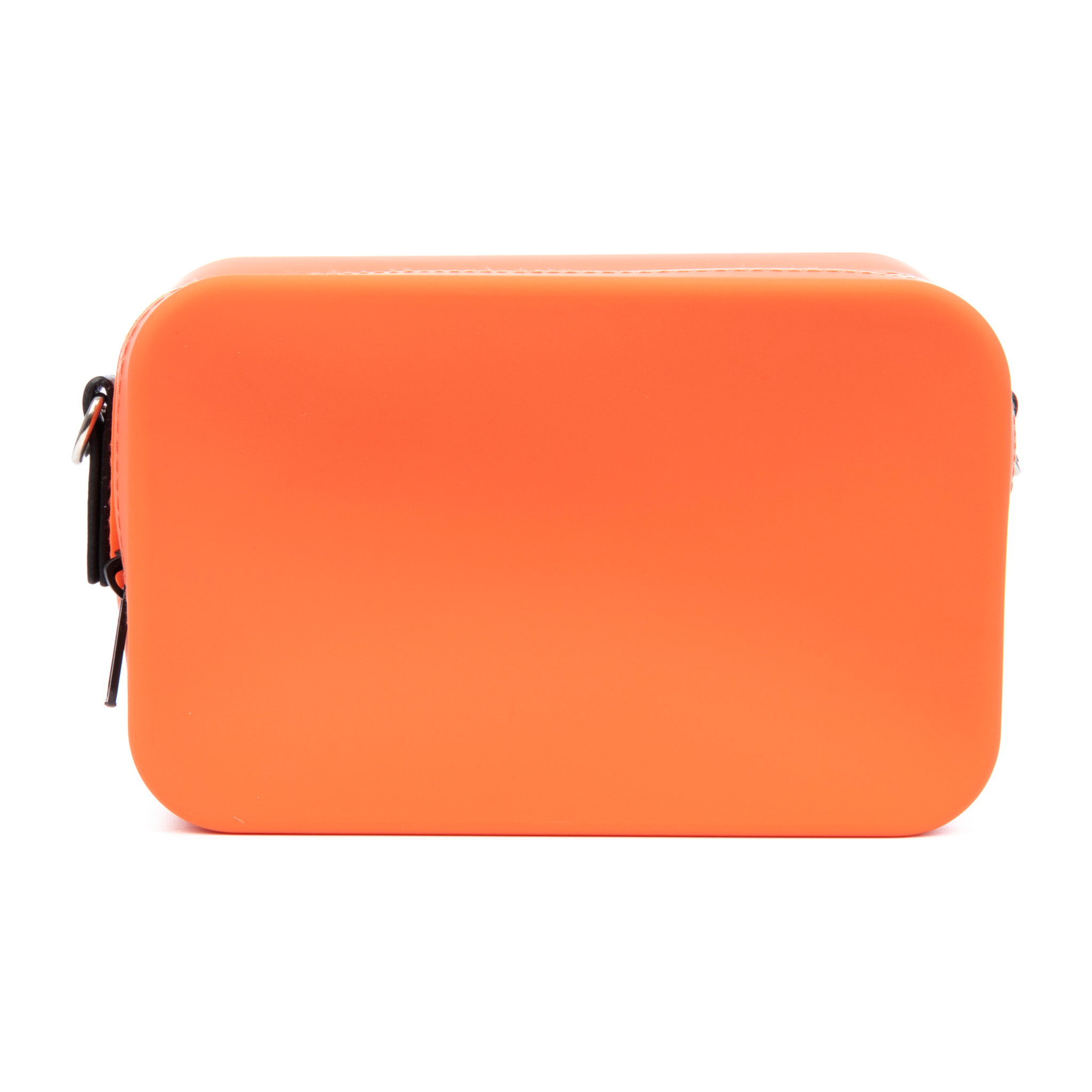 Cuerpo bolso bandolera rectangular de silicona.