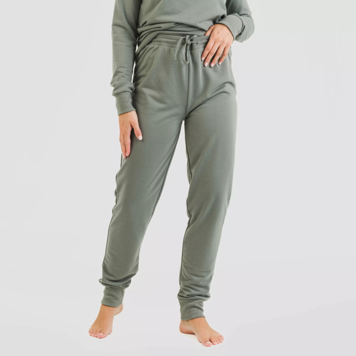 Pantalón largo básico deportivo verde cacería