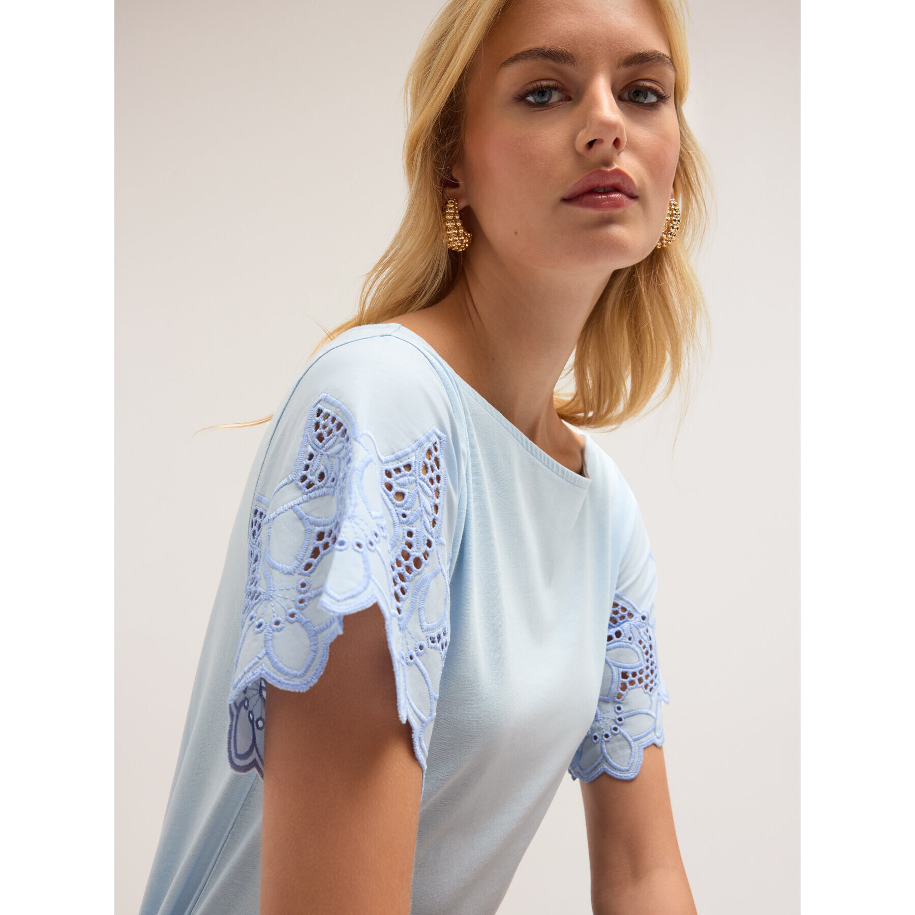 Motivi - Camiseta con mangas bordadas - Light - blue