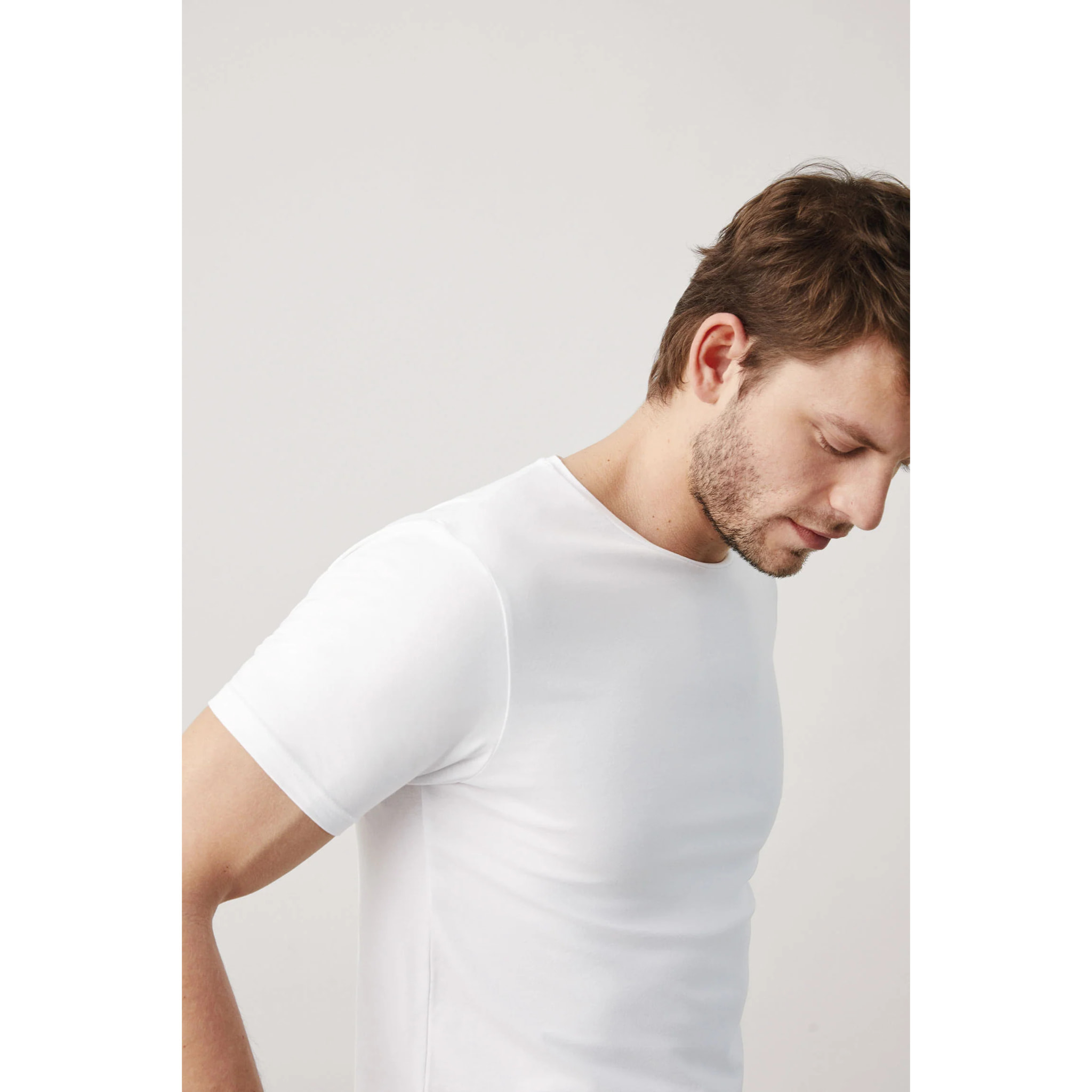 Maglietta bianca a maniche corte in cotone