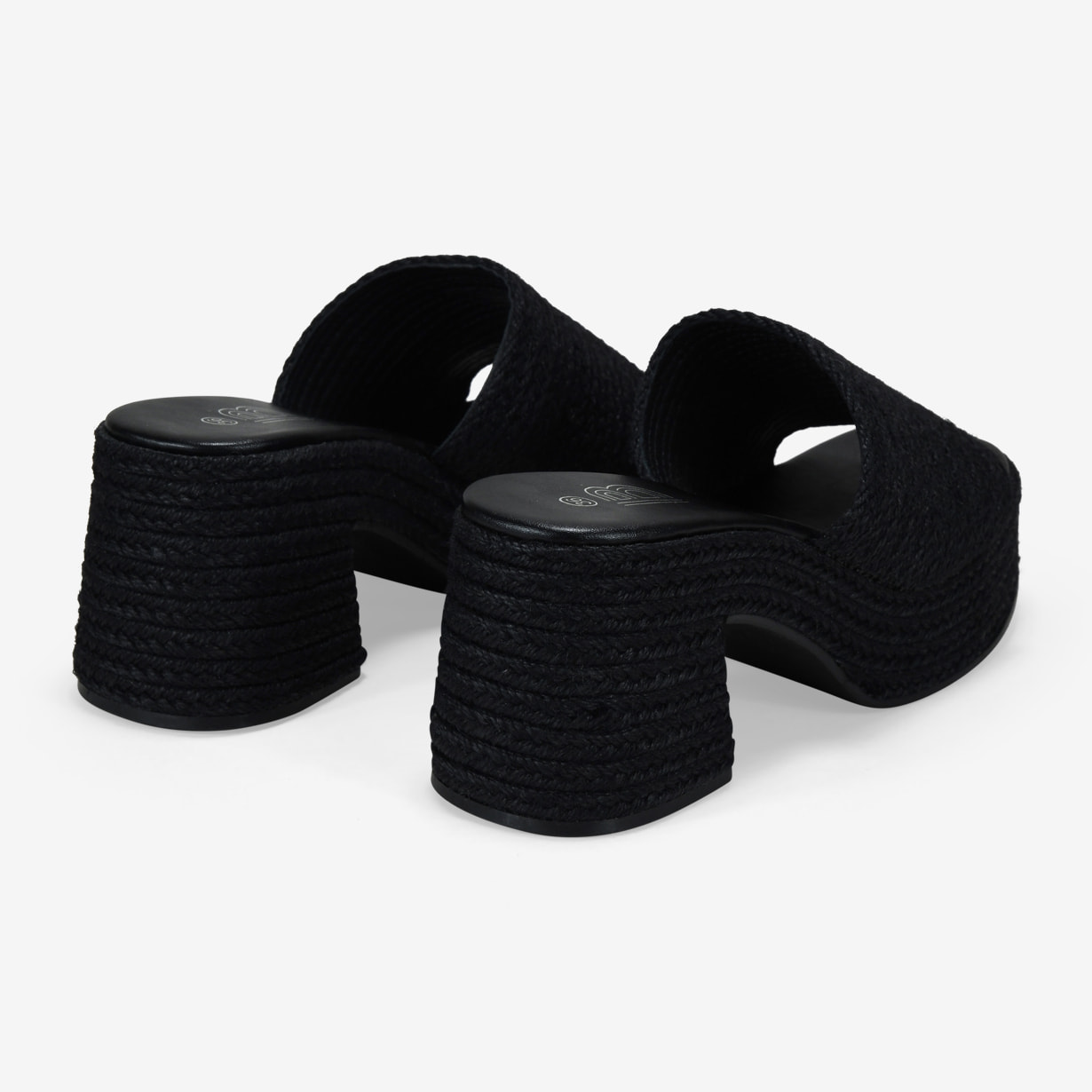 Sandalias de esparto negras con plataforma y tacón