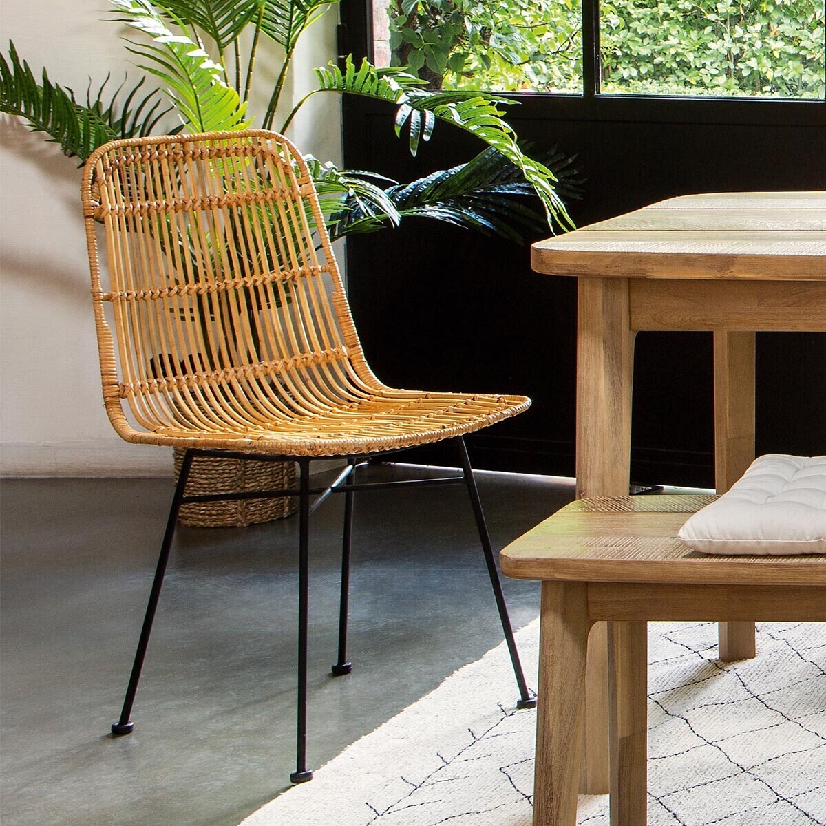 Chaise "Kubu" - métal & rotin naturel