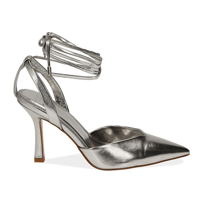 Décolleté slingback argento laminato, tacco 9,5 cm