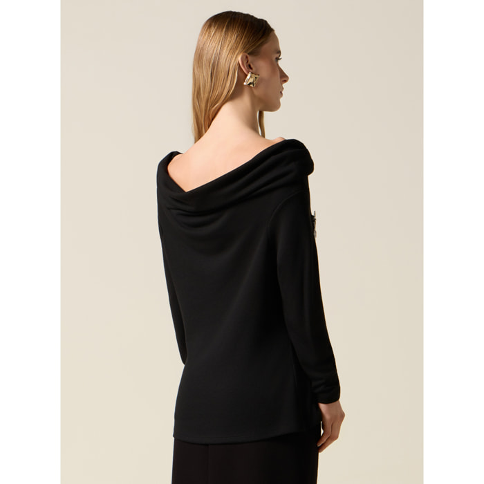 Oltre - T-shirt colo shiffer con spilla - Nero