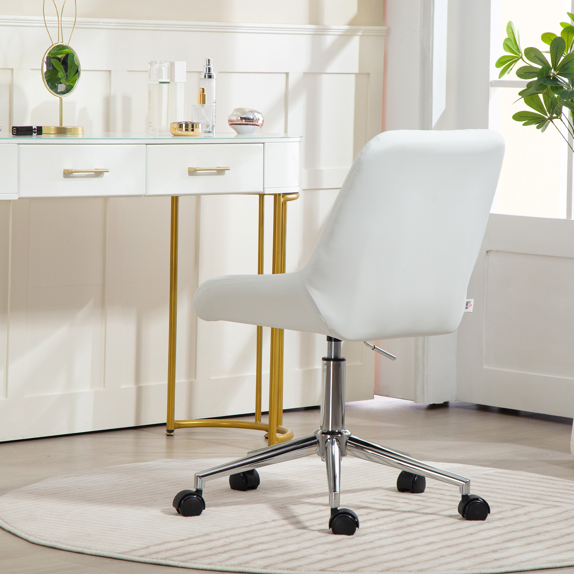 Chaise de bureau design dossier à surpiqûres verticales piètement acier chromé PU blanc