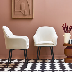 Lot de 2 fauteuils en velours côtelé blanc cassé et pieds en métal noir mat. L 57 x P 59 x H 84.5