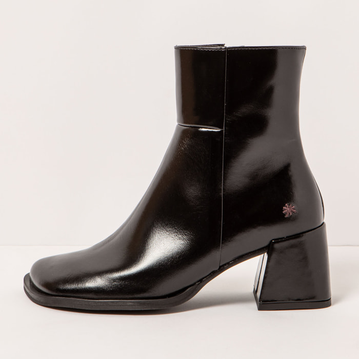 Botines 1706 NAPPA SHINNY BLACK/ VERONA color Black