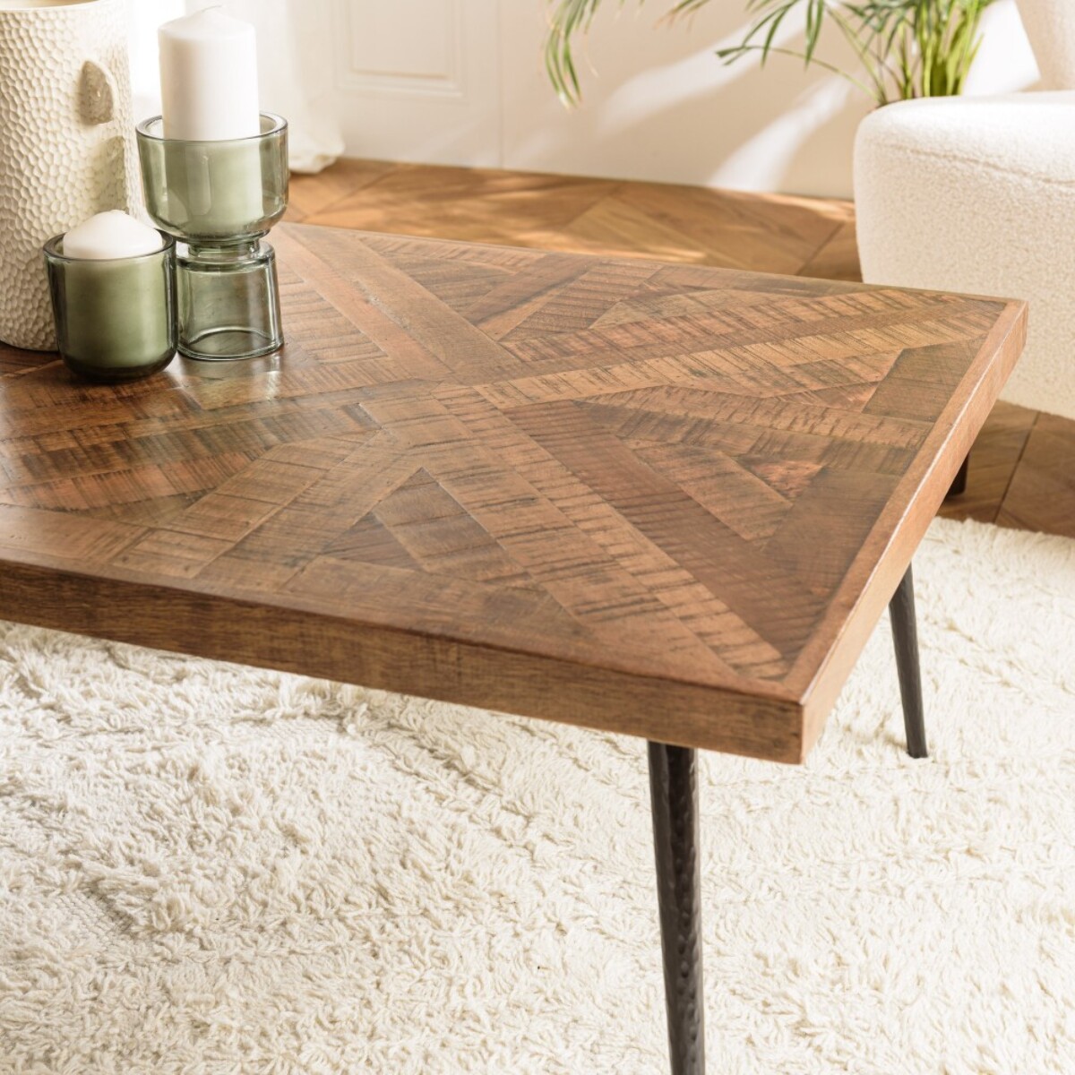 KIARA - Table basse rect. 135x70cm bois recyclé pieds métal