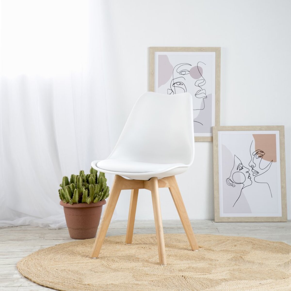 Pack de 4 chaises -matériau d'injection, pieds en bois-couleur blanc 48 x 82 x 57 cm
