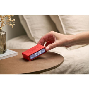Réveil LEXON Flip Mini de Voyage Rechargeable Rouge