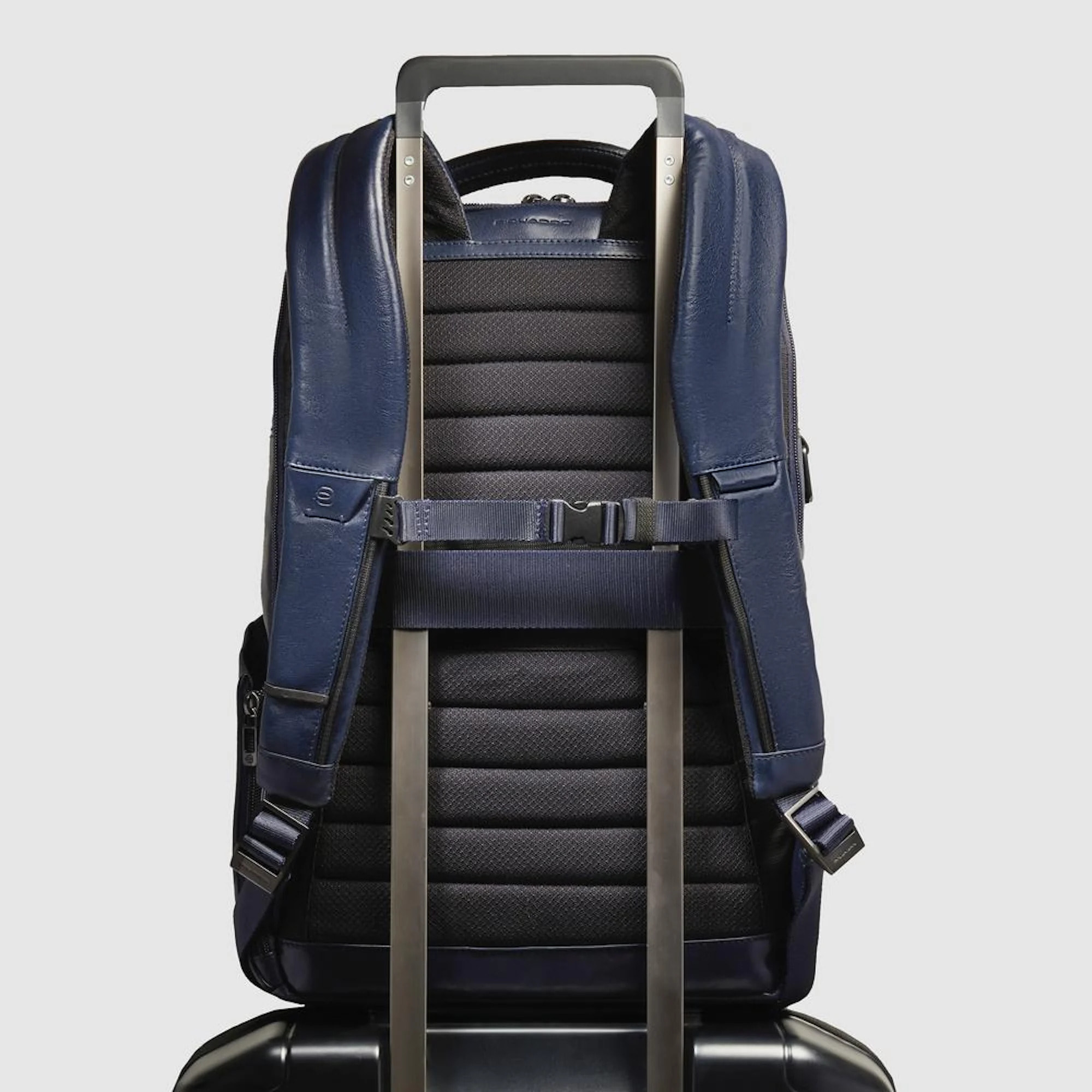 Piquadro Zaino personalizzabile porta pc e iPad® con protezioni antiurto e RFID