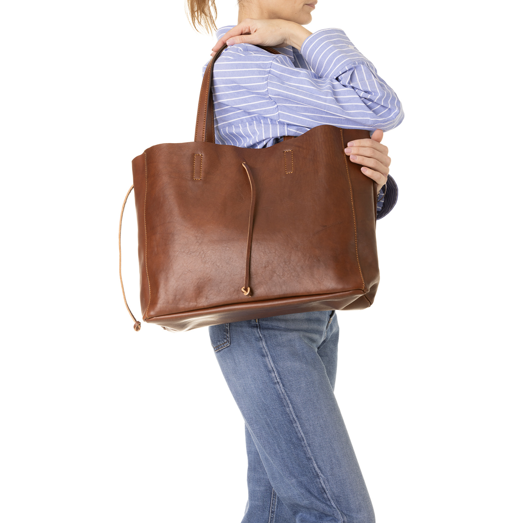 Borsa a spalla  unisex In Vera pelle Made in Italy 30x16x23 cm
