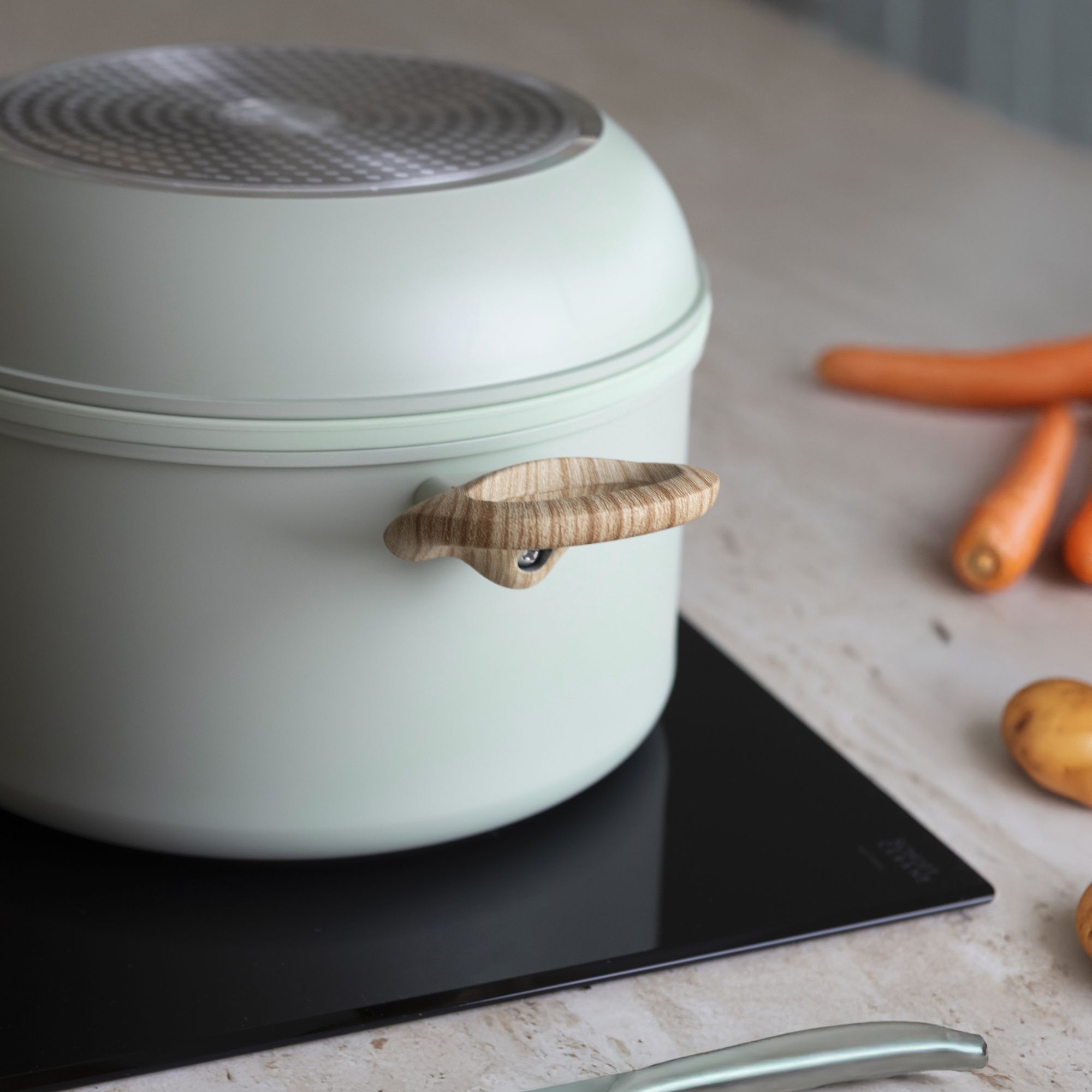Batterie de cuisine amovible 8 pièces céladon en aluminium recyclé COLORAMA