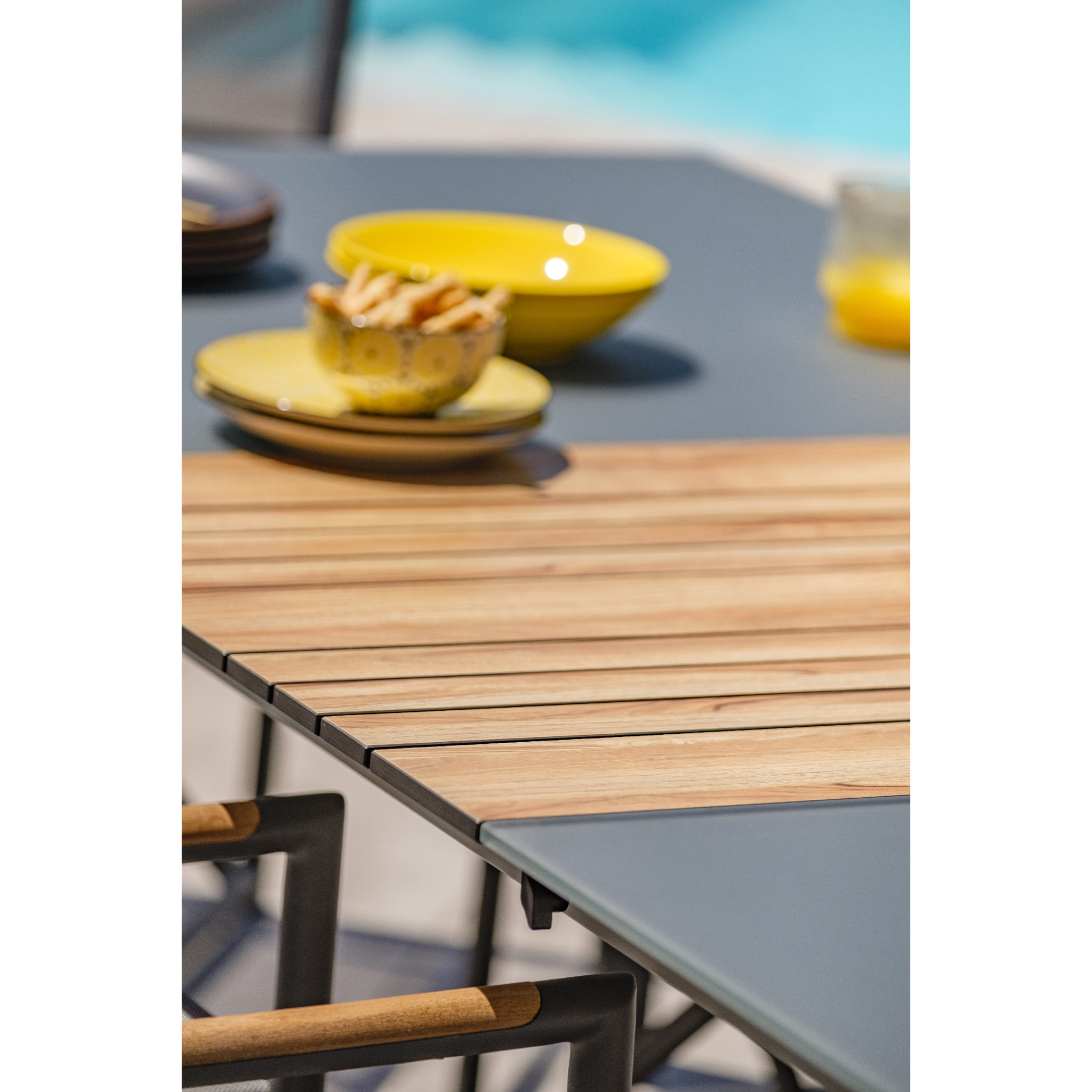 HONFLEUR - Ensemble repas de jardin 8 places en aluminium