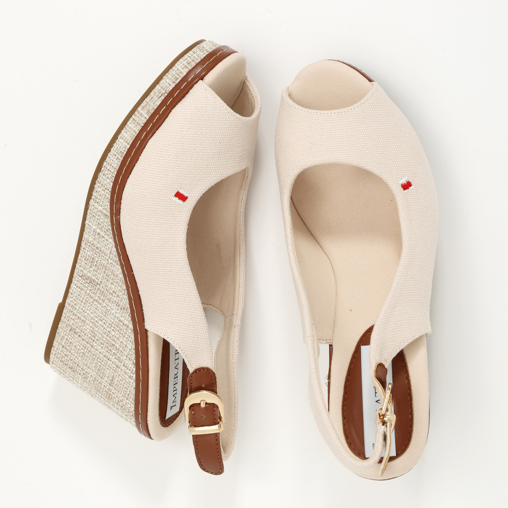 Sandali in tessuto con zeppa