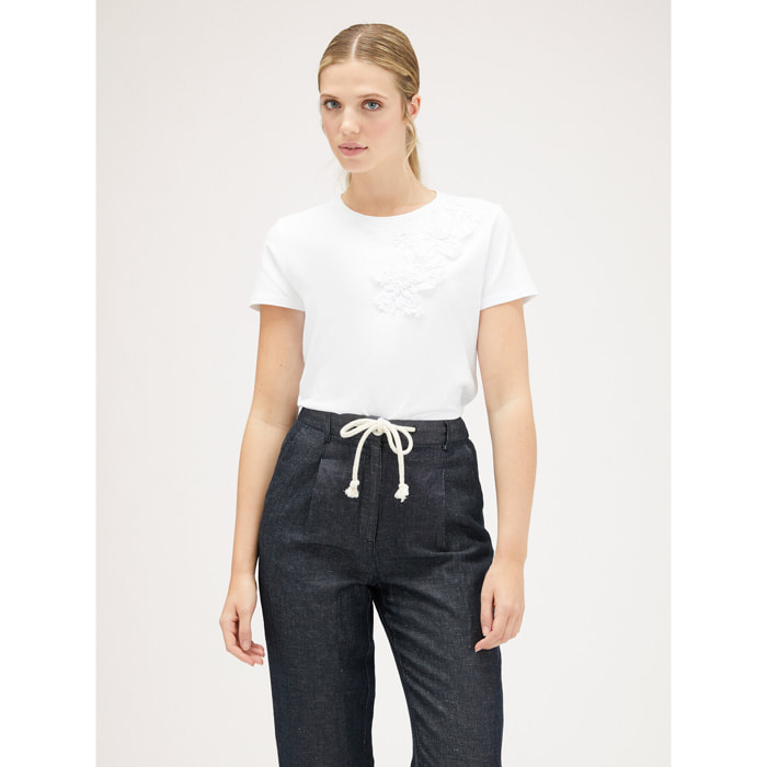 Motivi - T-shirt con applicazione a ricamo - Bianco