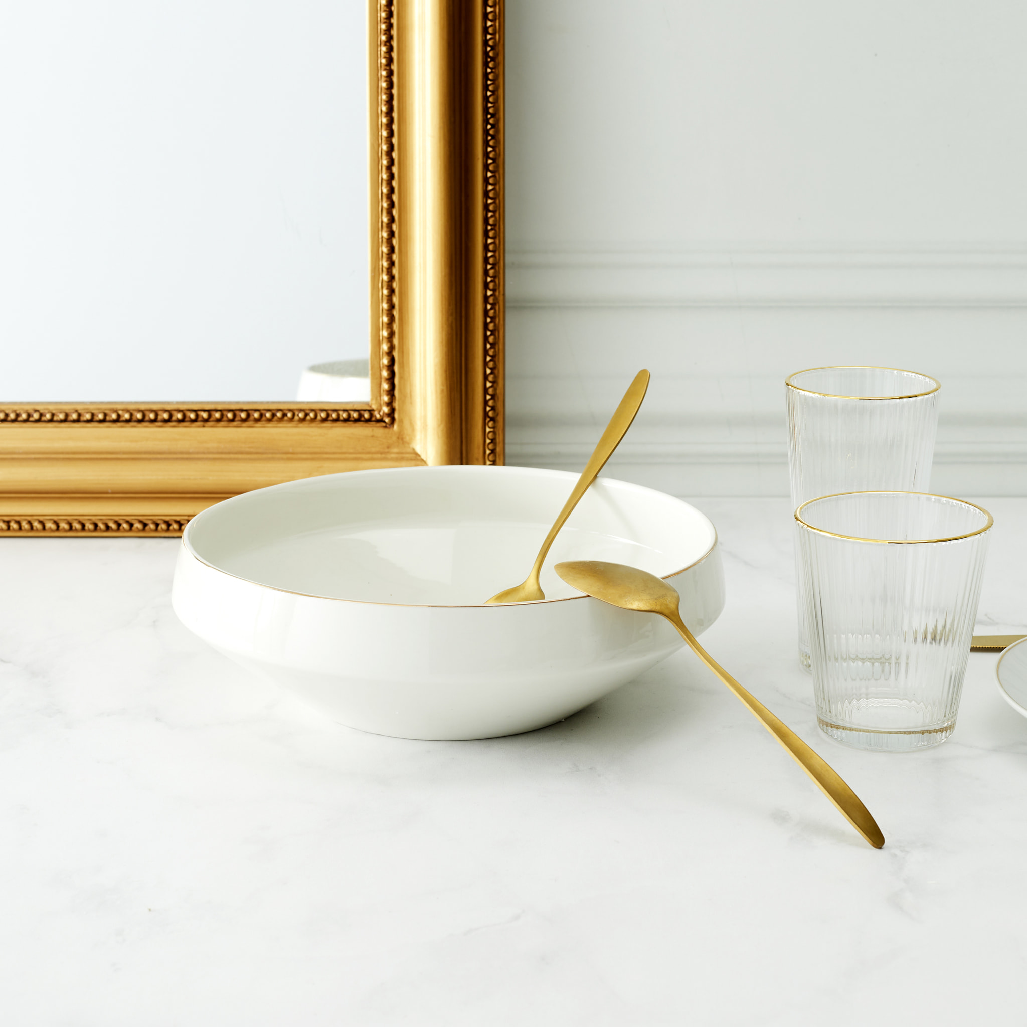 Saladier En Porcelaine Lisere Dore D25cm