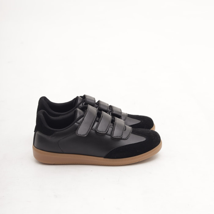 SNEAKERS FLAT STRAPPO NERO