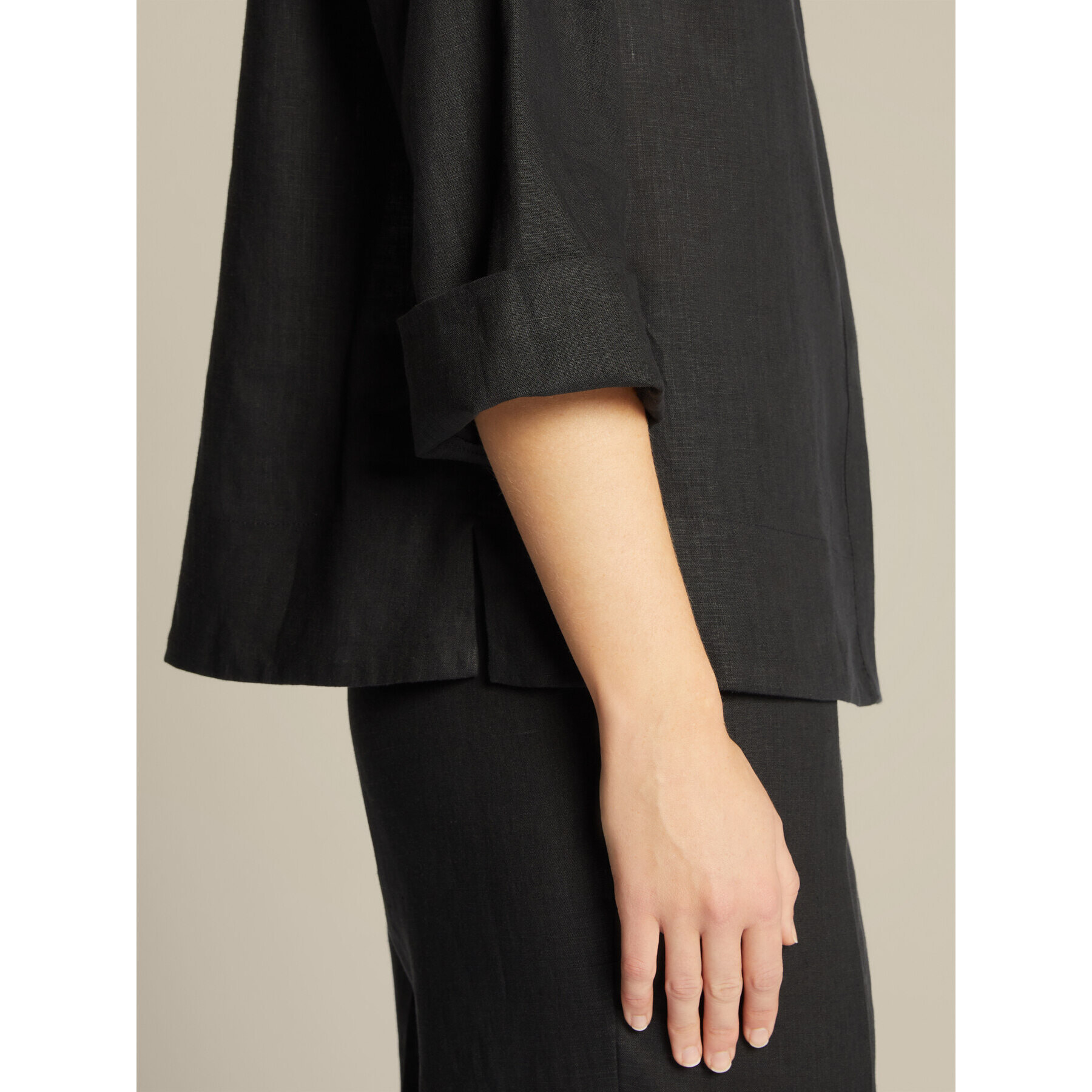 Elena Mirò - Camisa de cuello redondo en lino puro - Negro