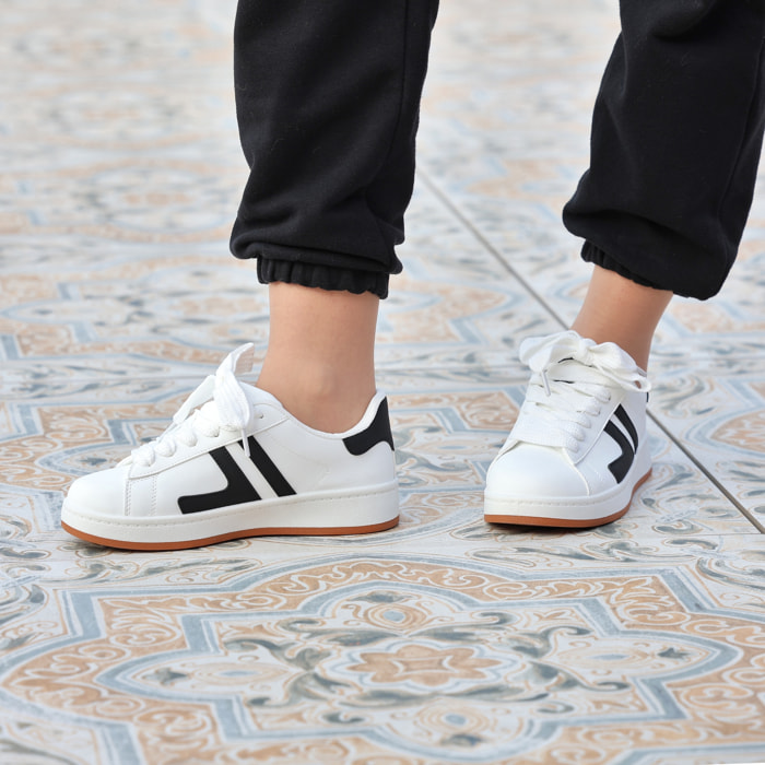 Sneakers in simil pelle bicolore