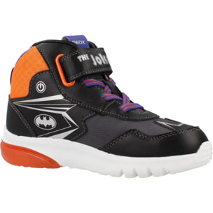 Zapatillas Niño de la marca GEOX  modelo J66LBG 0BC14 NEGRO