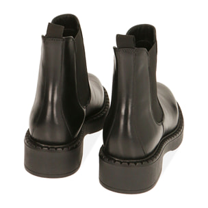 Chelsea boots neri in pelle, tacco 4 cm
