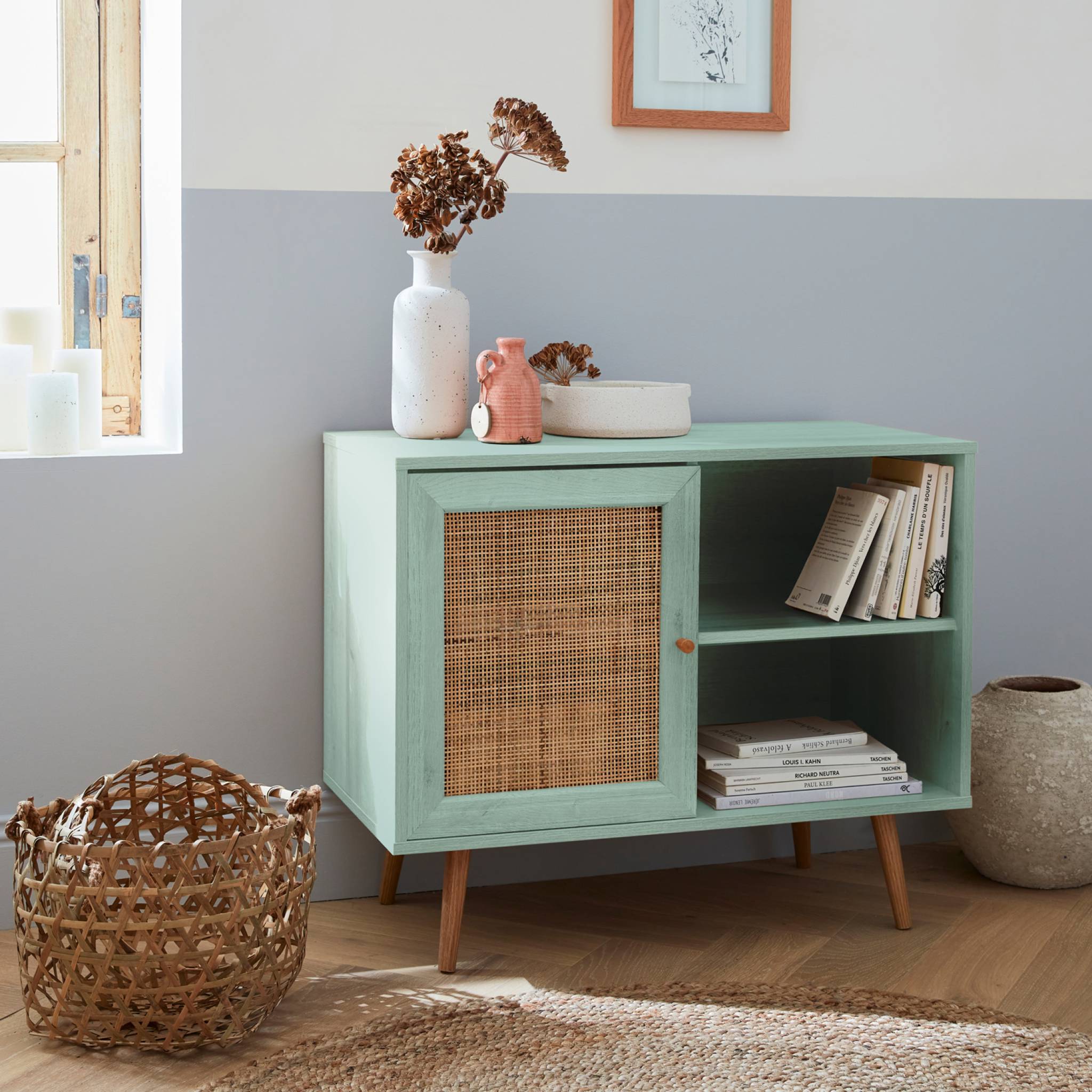 Meuble de rangement en cannage 80x39x65.8cm  Bohème - Vert céladon-  2 niveaux - 1 porte -  pieds scandinaves. buffet bas