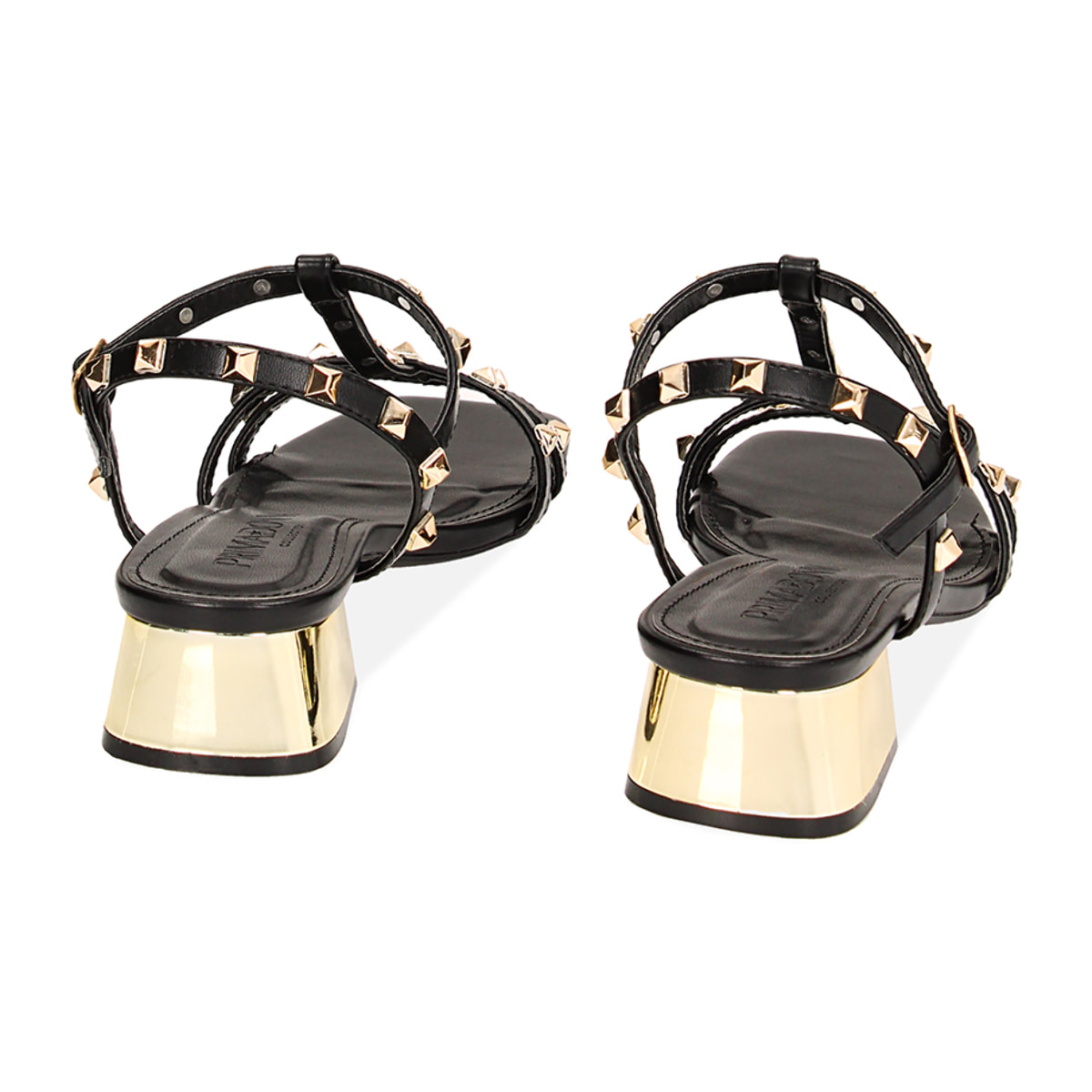 Sandalias con tacones negras