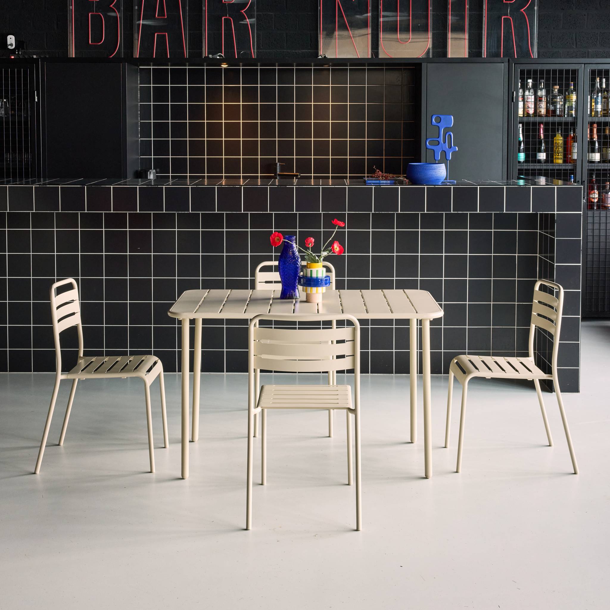 Table de jardin métal + 4 assises AMÉLIA