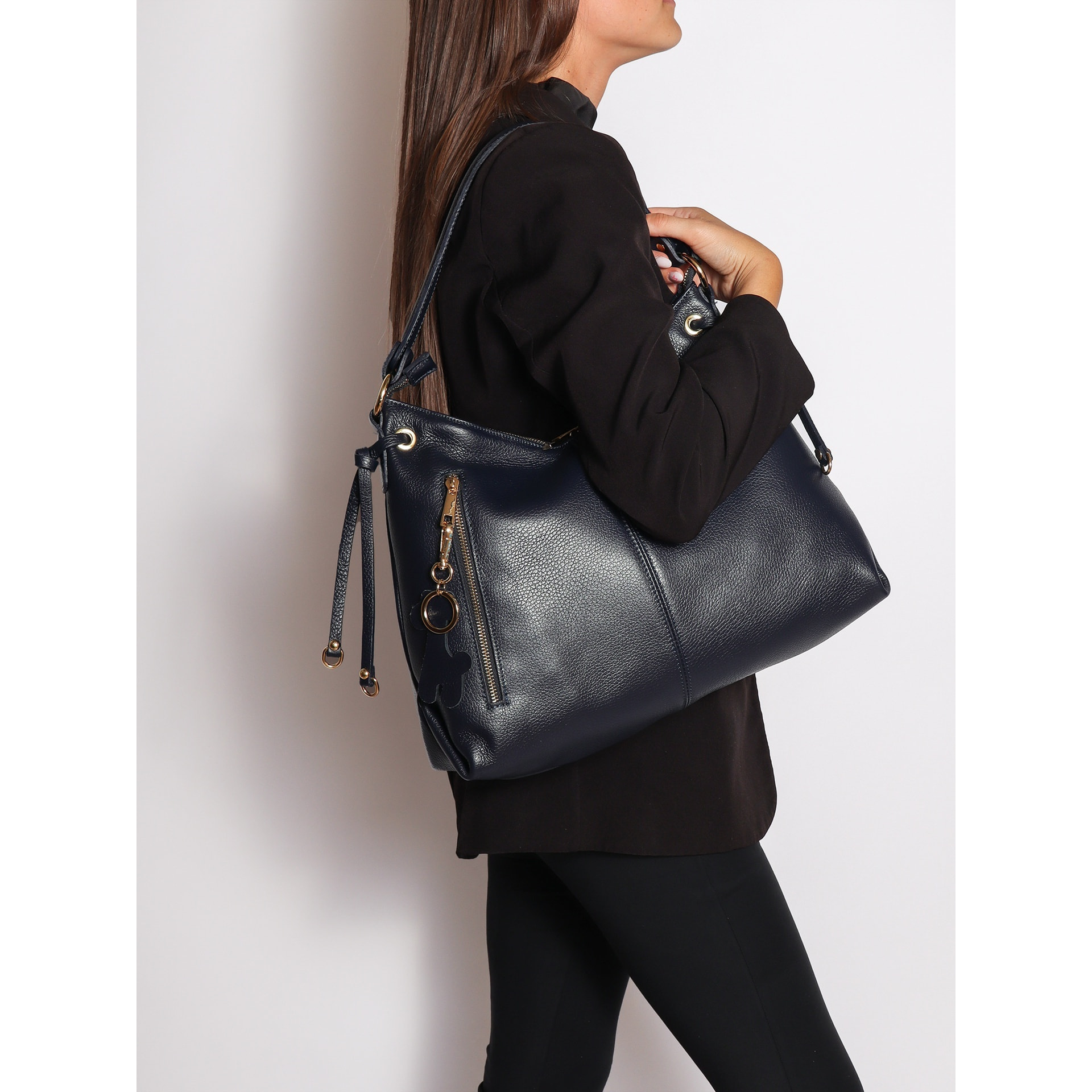 Gave Lux Borsa a tracolla