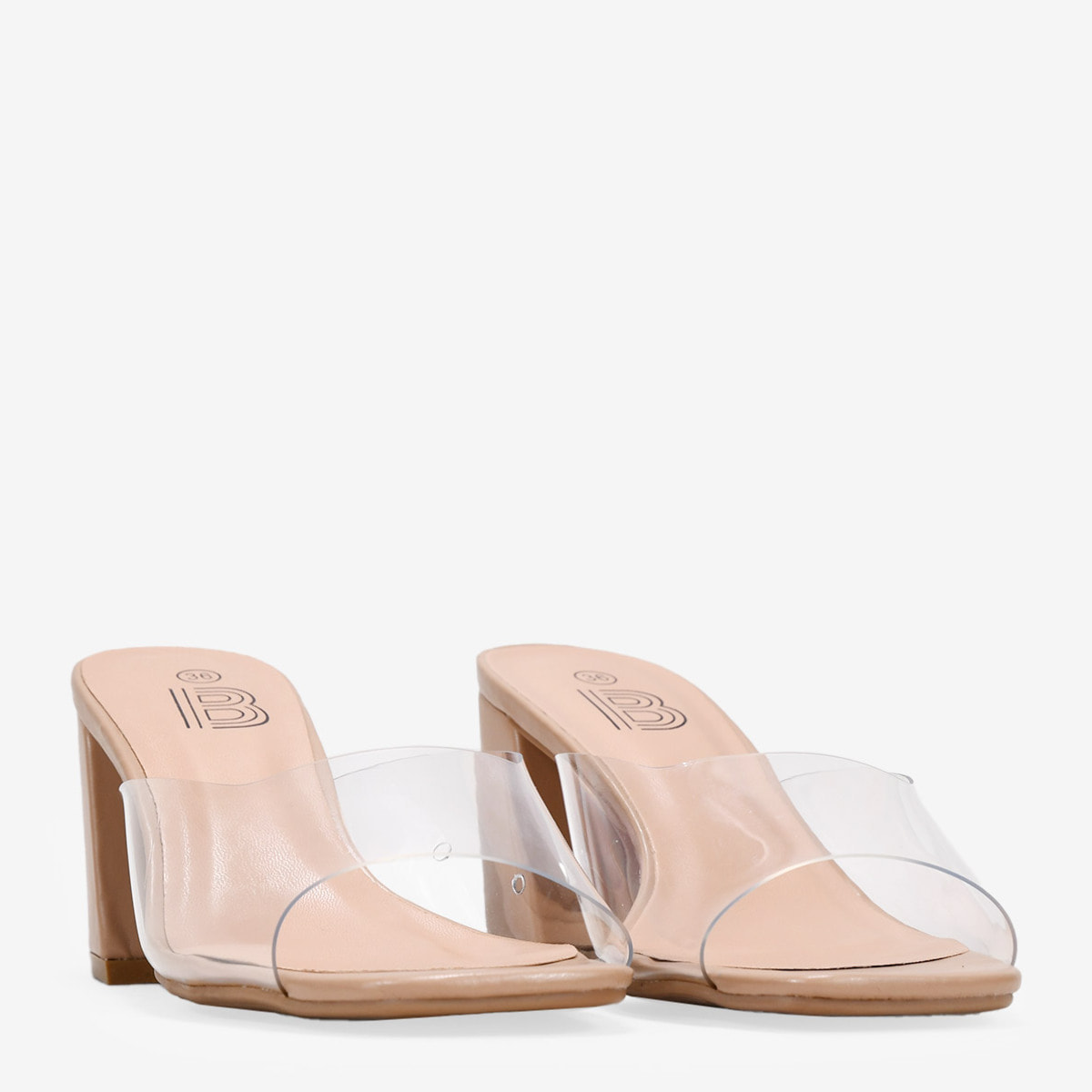 Sandalias de tacón transparentes