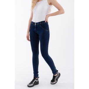 Pantalone WR.UP® skinny vita e lunghezza regular in denim scuro