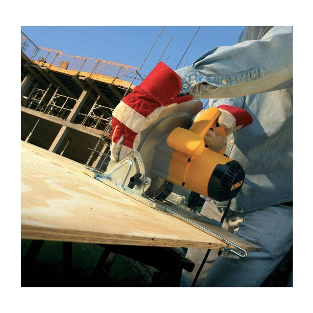 Scie circulaire 1750 W 235 mm 86 mm - DEWALT - D23700-QS