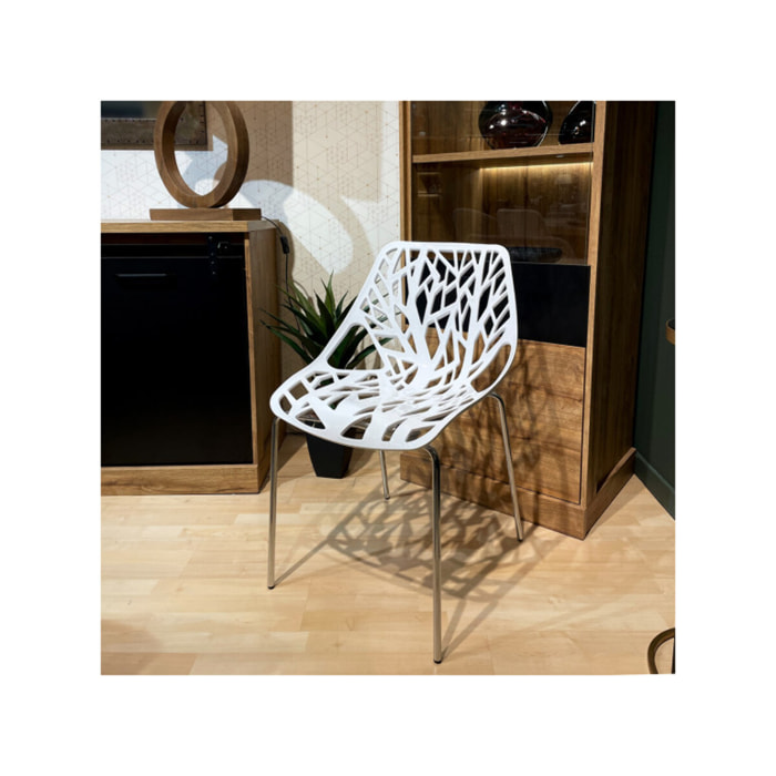 Chaise ajourée et empilable avec pieds métal chromé - QUEEN 3
