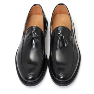 Mocassini in pelle abrasivata con fondo in cuoio antiscivolo nero