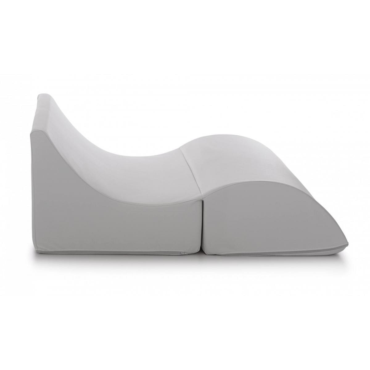 Letto pieghevole Annabella, Pouf trasformabile in letto matrimoniale, 100% Made in Italy, Pouf trasformabile in una chaise longue in ecopelle, Cm 100x200h70, Bianco