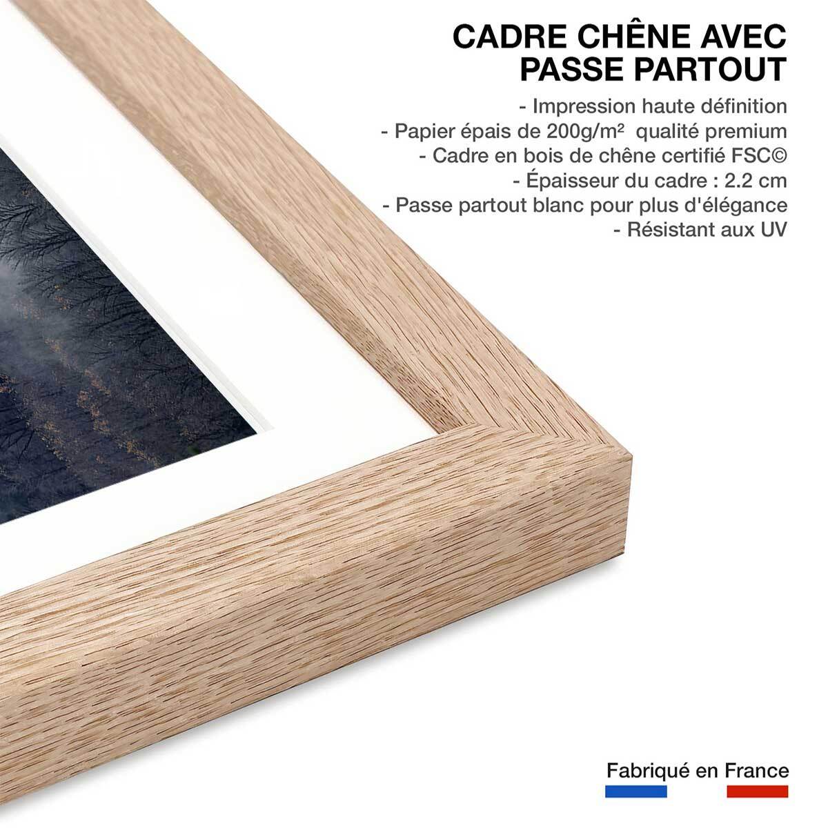 Poster vallée dans le brouillard Affiche + cadre en bois - Chêne