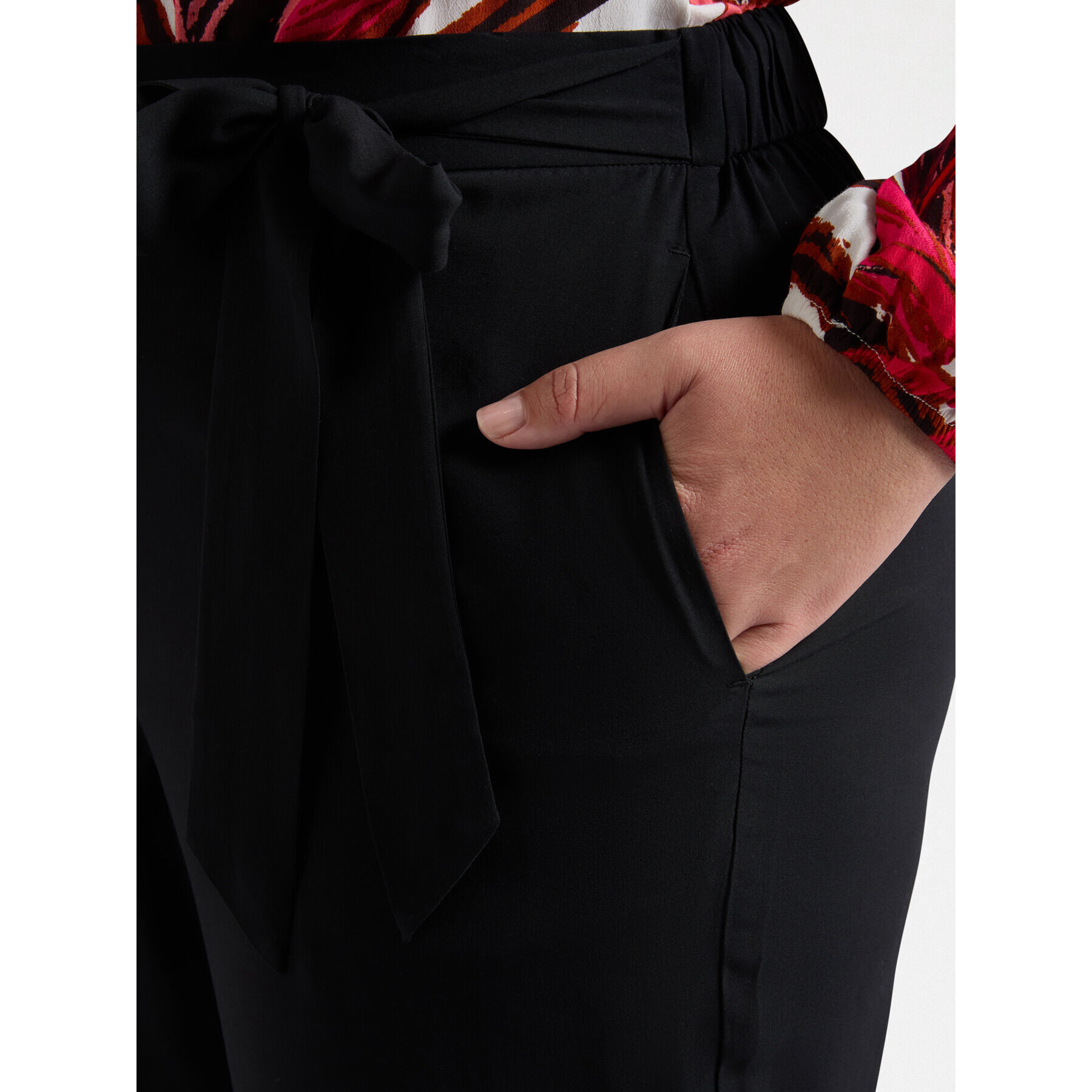 Fiorella Rubino - Pantalón de viscosa LENZING™ ECOVERO™ - Negro
