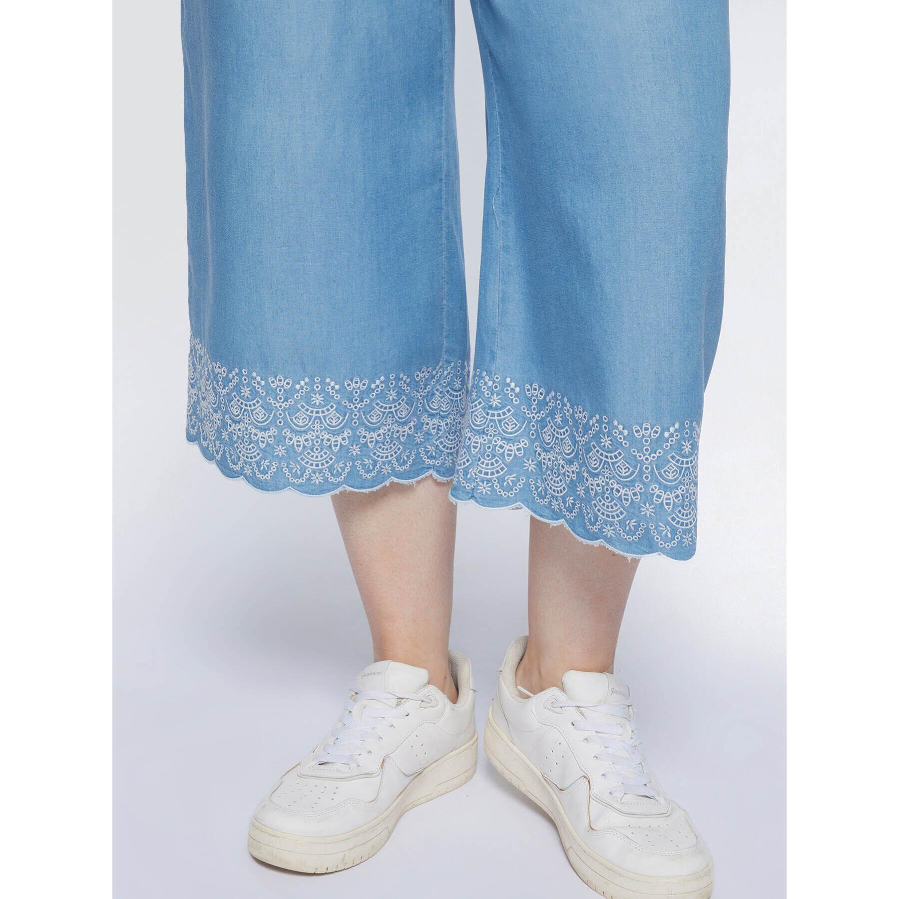 Fiorella Rubino - Pantalones cropped con bordado en el bajo - Light - blue