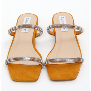 Sandali bassi in simil camoscio con fasce ricoperte di strass