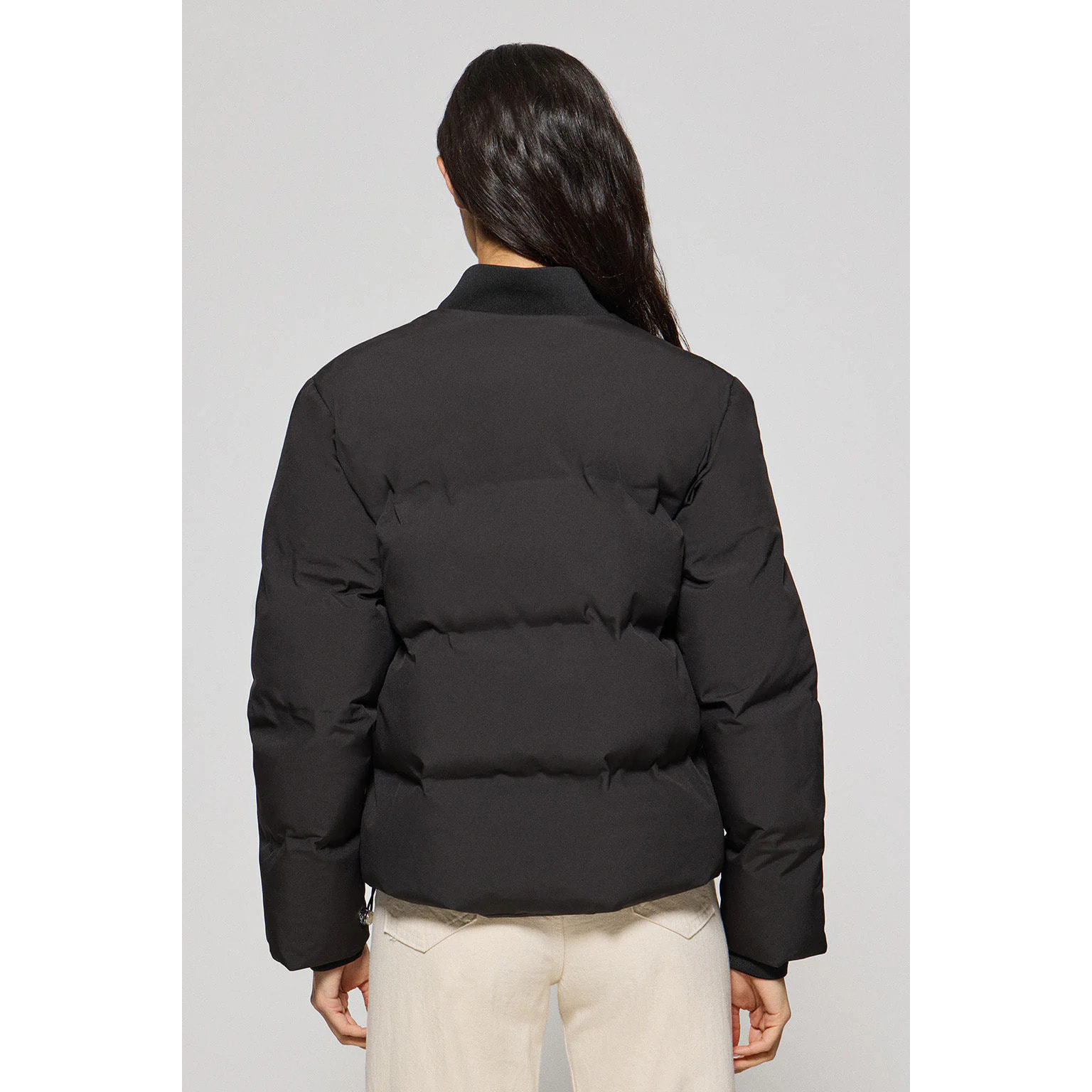 Bomber acolchada negra Dubái con detalle Polo Club