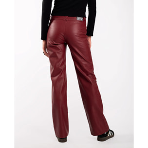 Pantalón de mujer polipiel oversize